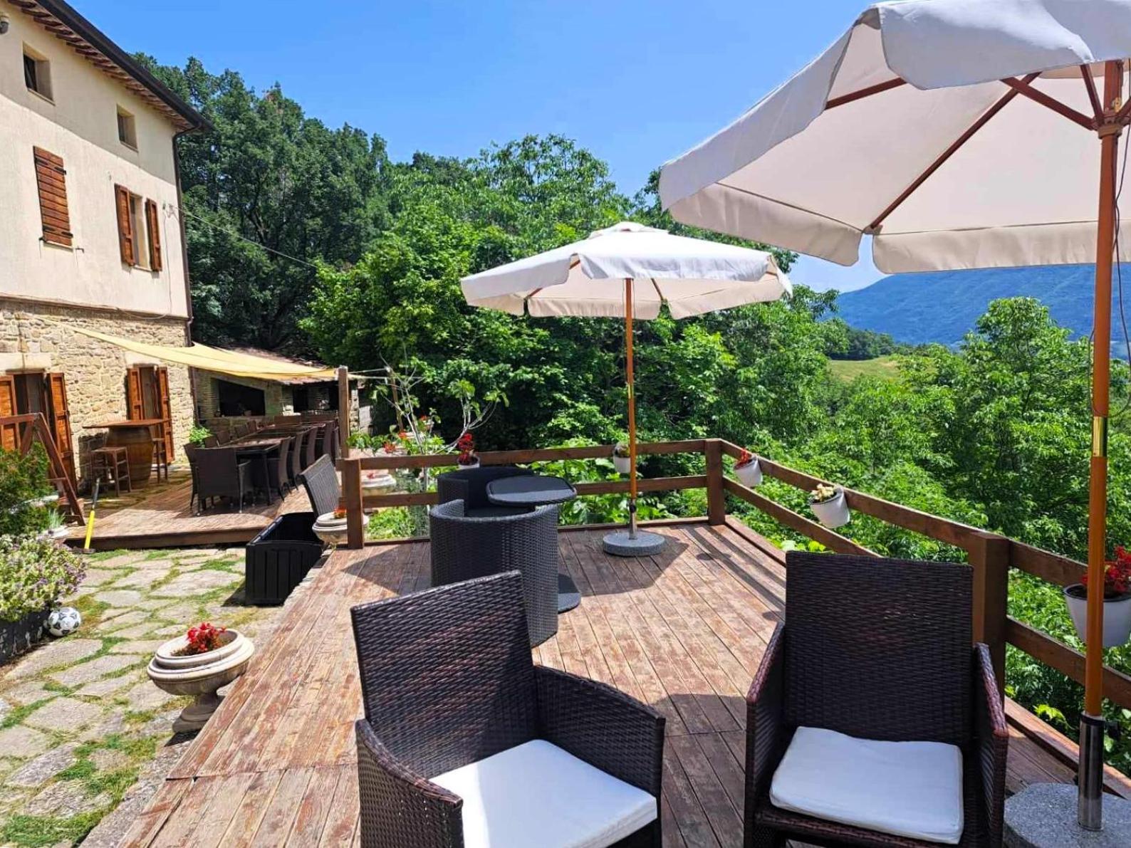 Le Ginestre Apartments อัสซิซี ภายนอก รูปภาพ